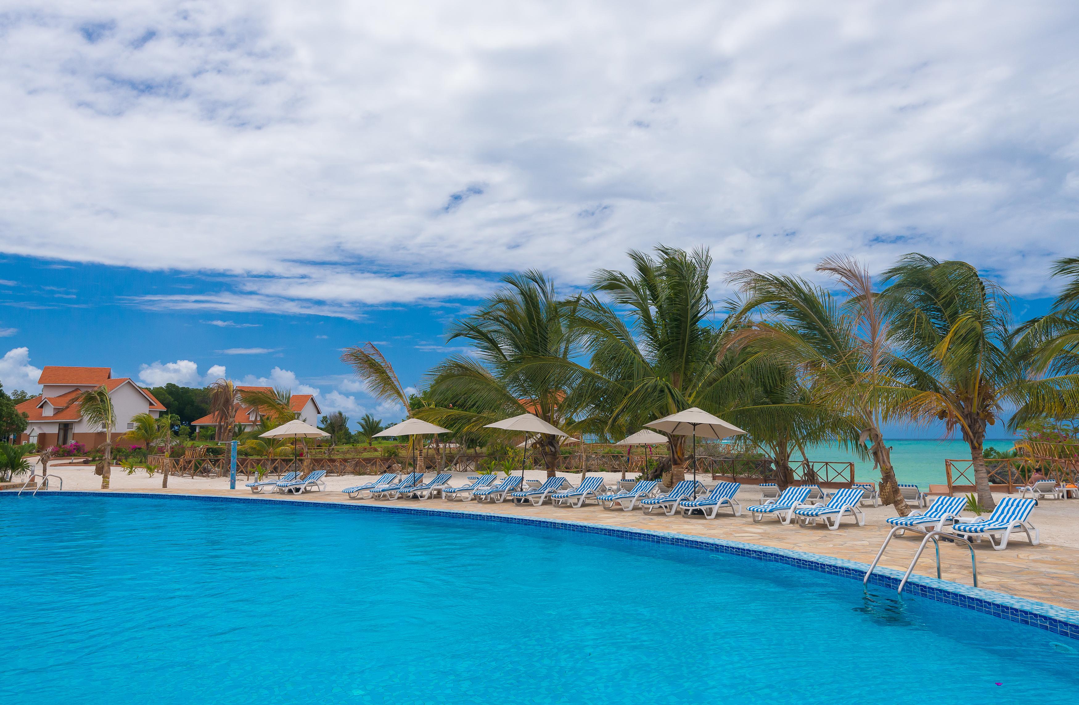 Azao Resort & Spa Понгве Екстериор снимка