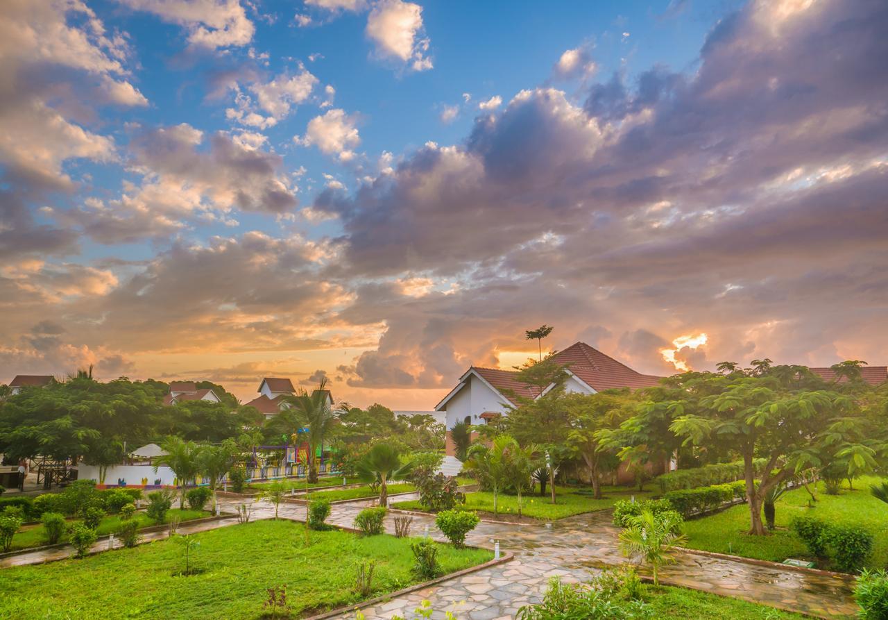 Azao Resort & Spa Понгве Екстериор снимка