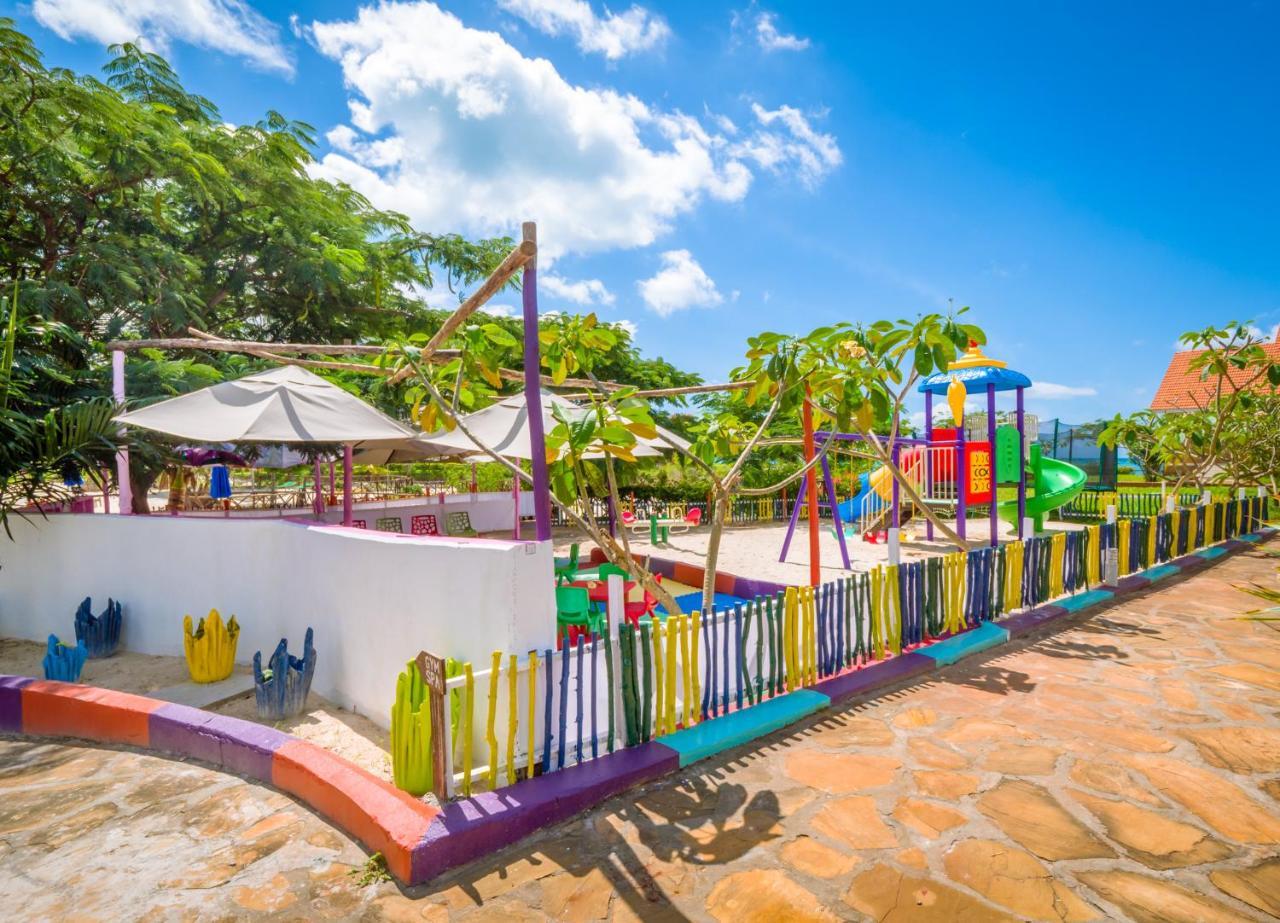 Azao Resort & Spa Понгве Екстериор снимка